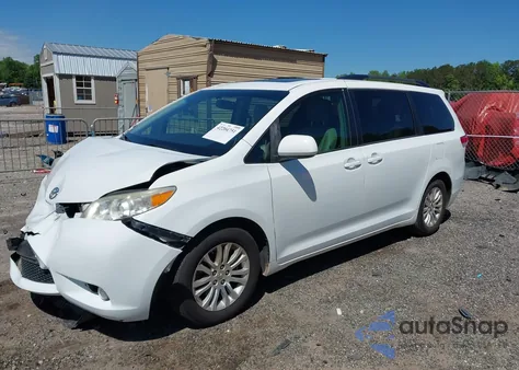 2013 Toyota Sienna Xle V6 8 Passenger from USA, damaged, VIN 5TDYK3DC5DS331792
